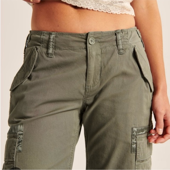 A&F Y2K 2000’s Olive Green Utility Cargo Pants - Picture 2 of 5